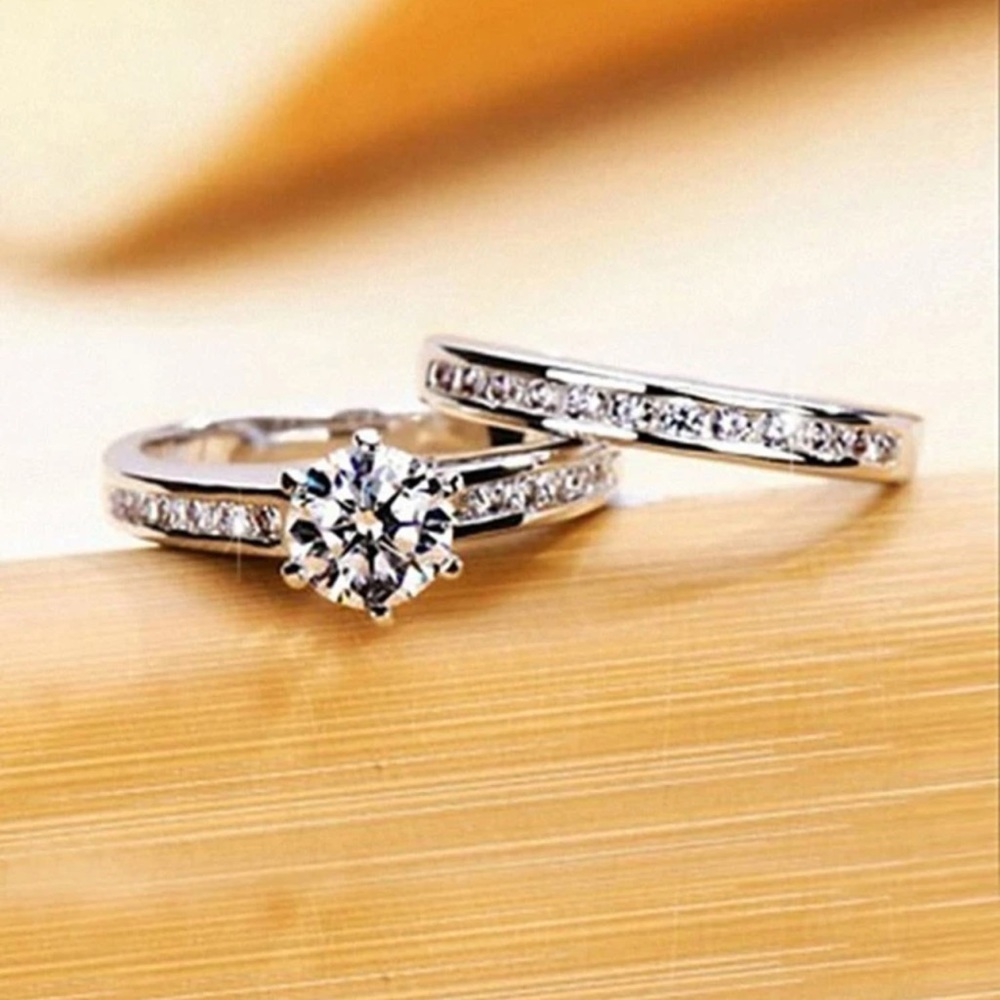 NWT 18K White Gold Plated S925 Zirconia Couple Engagement Ring Set Size 9 - Picture 4 of 4